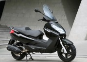 Piaggio X7 300